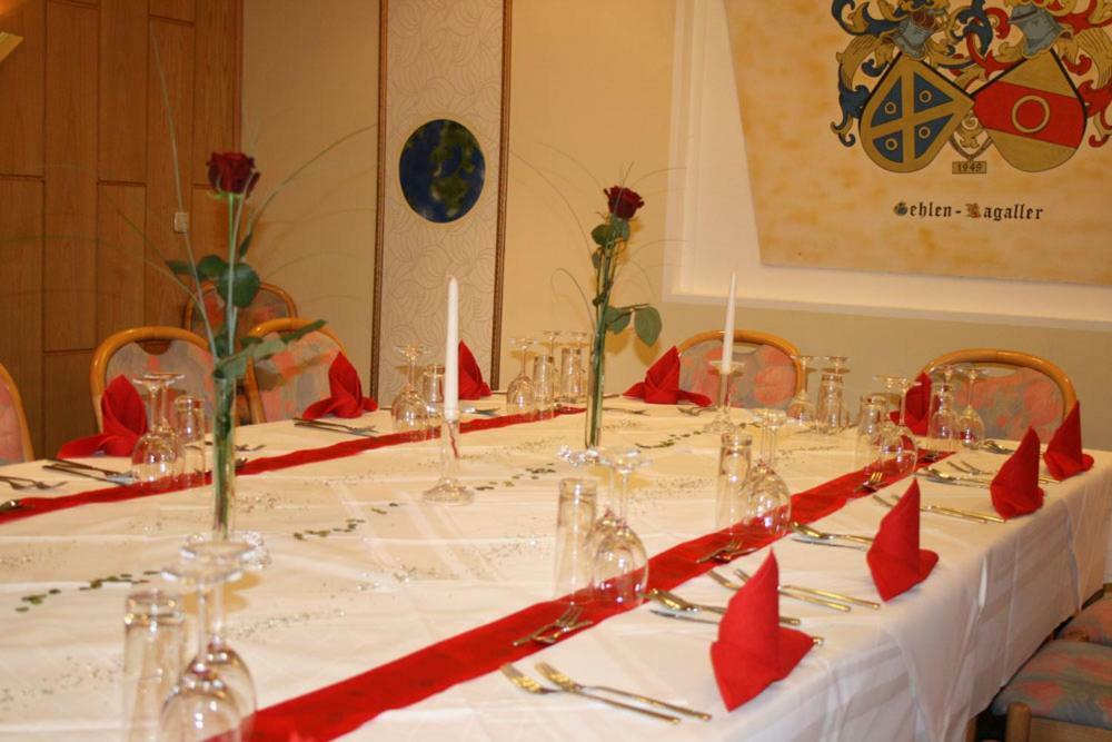 באד מינדר אם דייסטר Themen Hotel Terrassen Cafe מראה חיצוני תמונה