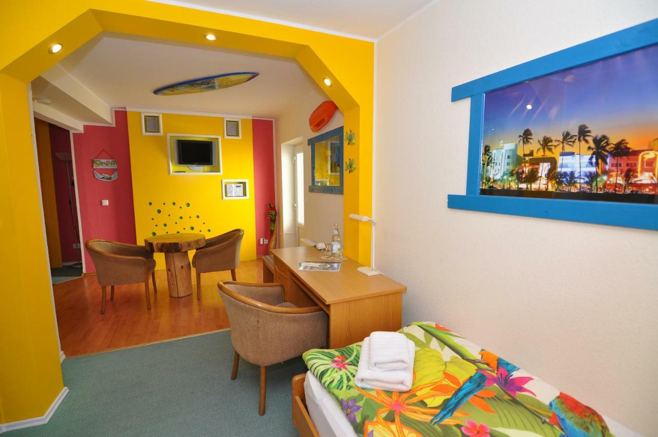באד מינדר אם דייסטר Themen Hotel Terrassen Cafe מראה חיצוני תמונה